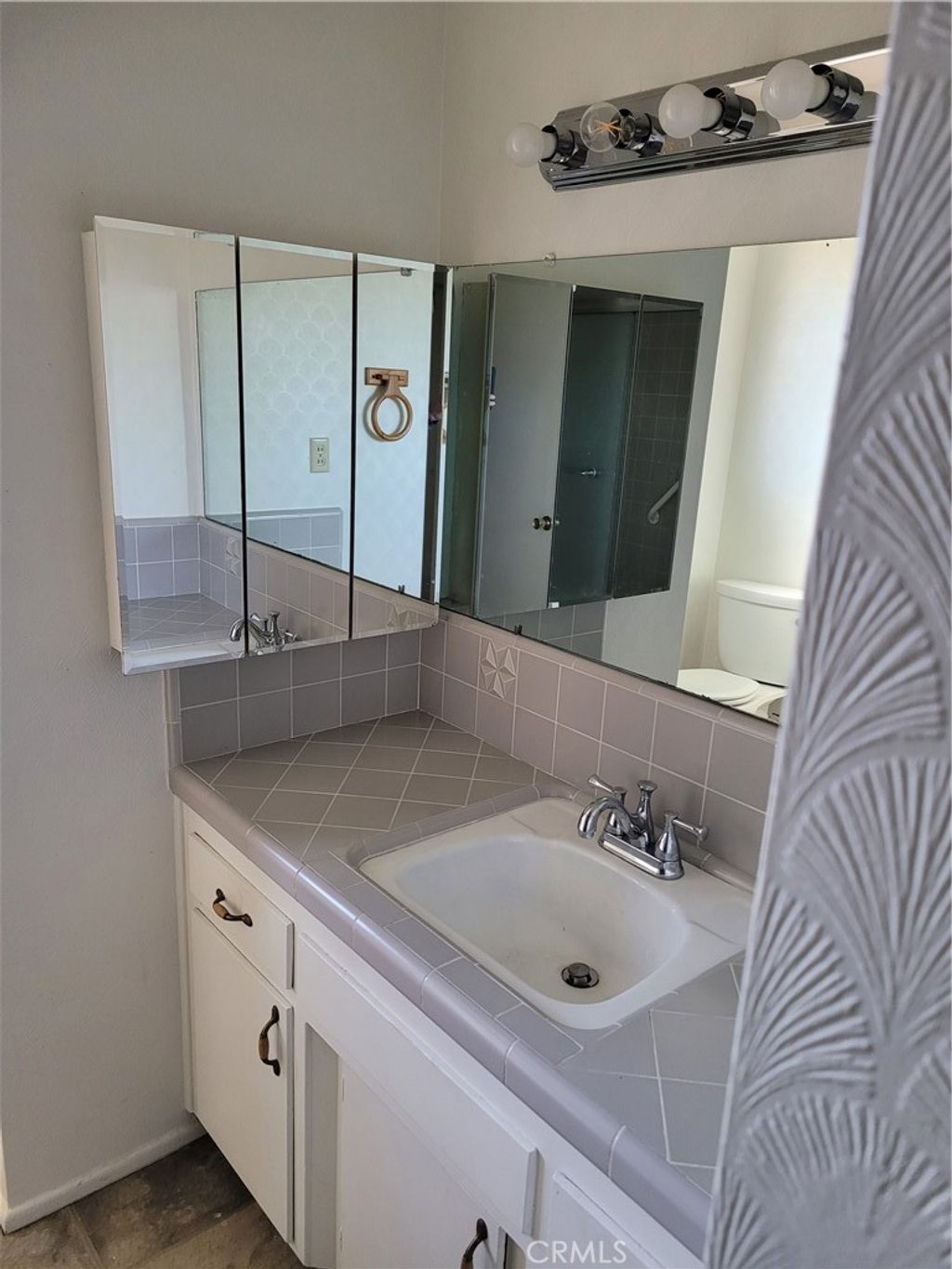 listing image 130726183279265085123