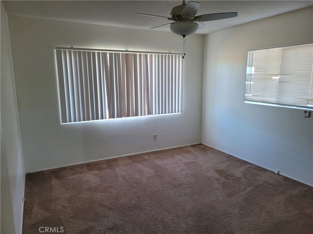 listing image 130727391196925962063