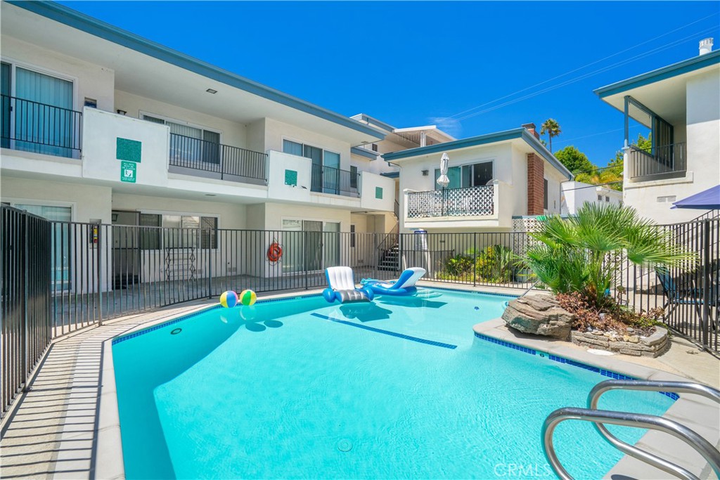 Properties 2 7749 Saint Bernard Street