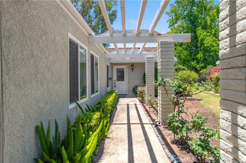 3238 San Amadeo C