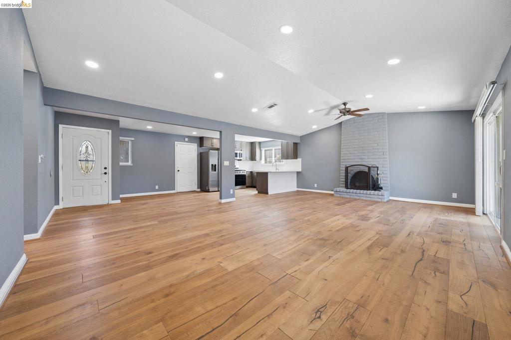 1055 Fox Meadow Way