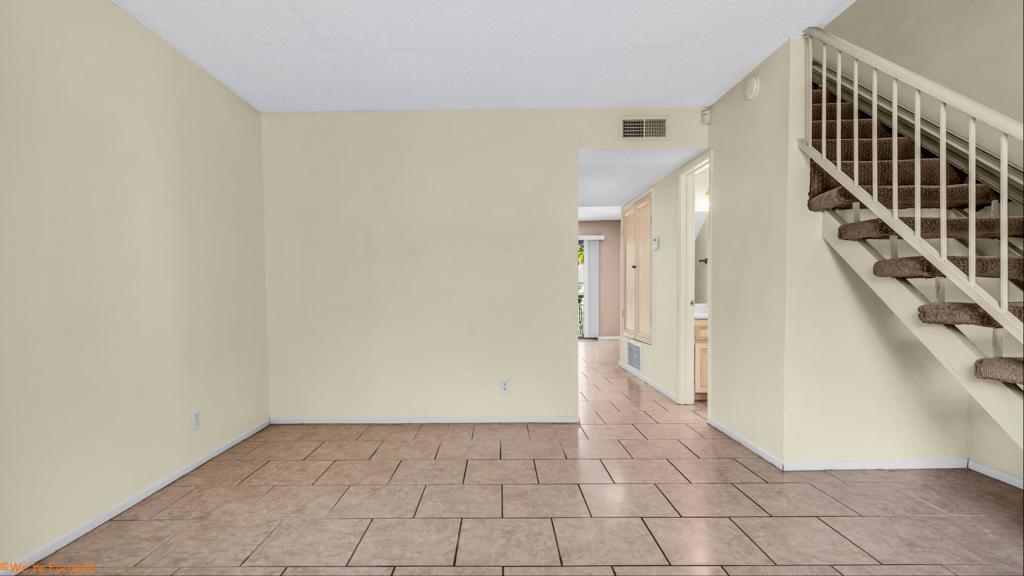 Lakeview Villa - Residential