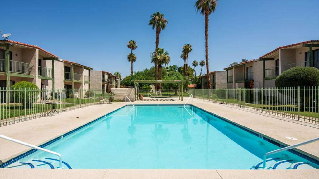 Lakeview Villa - Residential