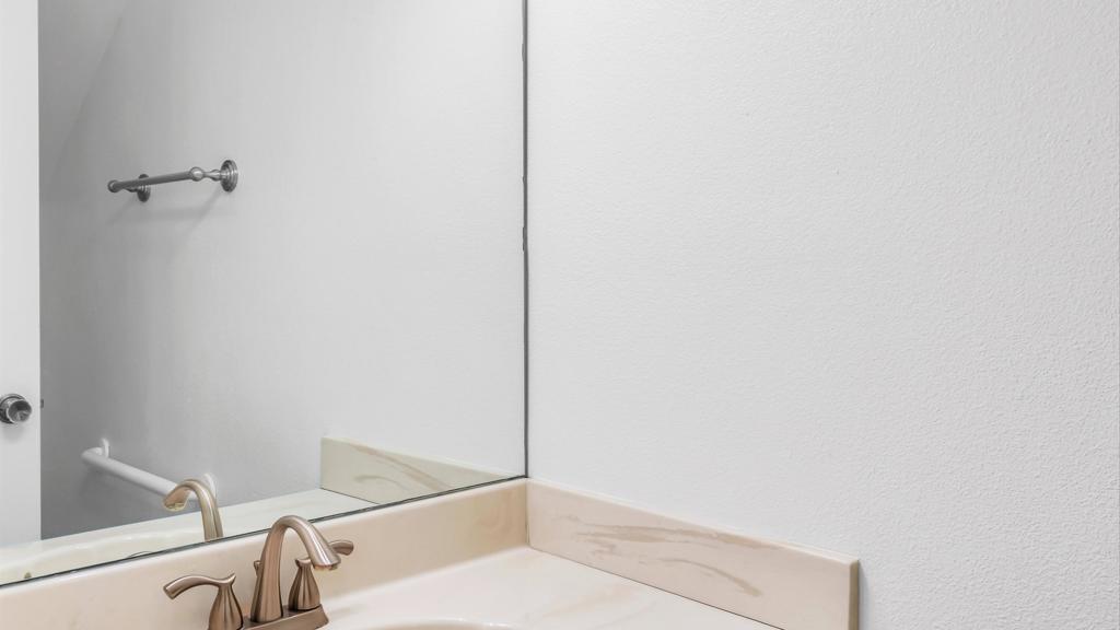 Lakeview Villa - Residential