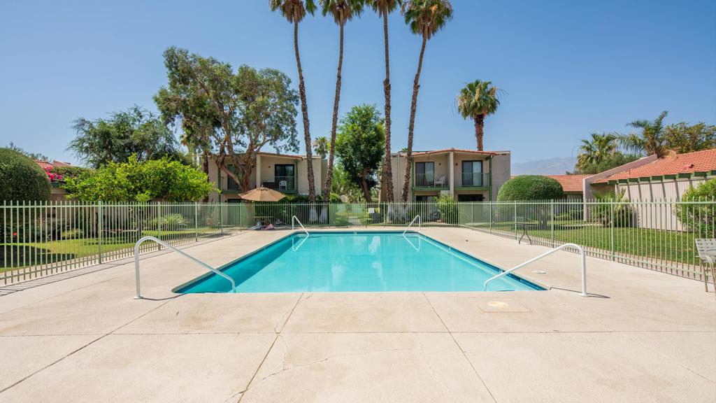 Lakeview Villa - Residential