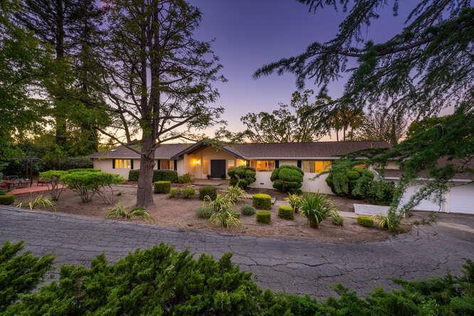 26993 Almaden Court