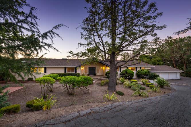 26993 Almaden Court