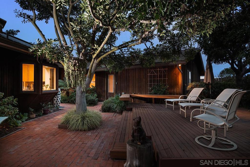 Del Cerro - Residential