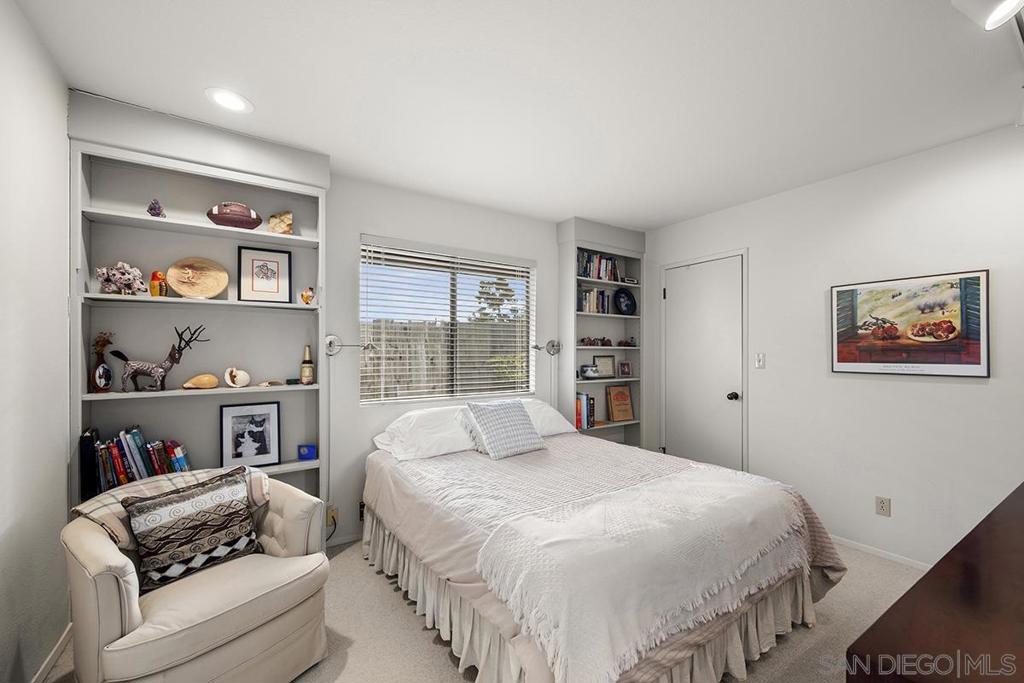 Del Cerro - Residential