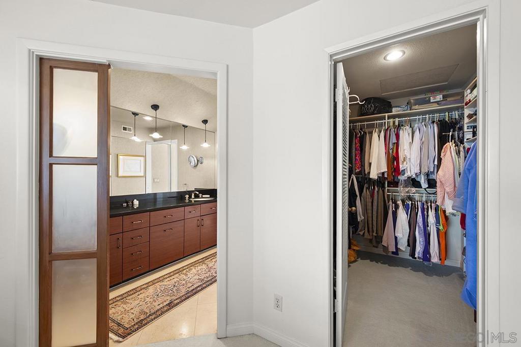 Del Cerro - Residential