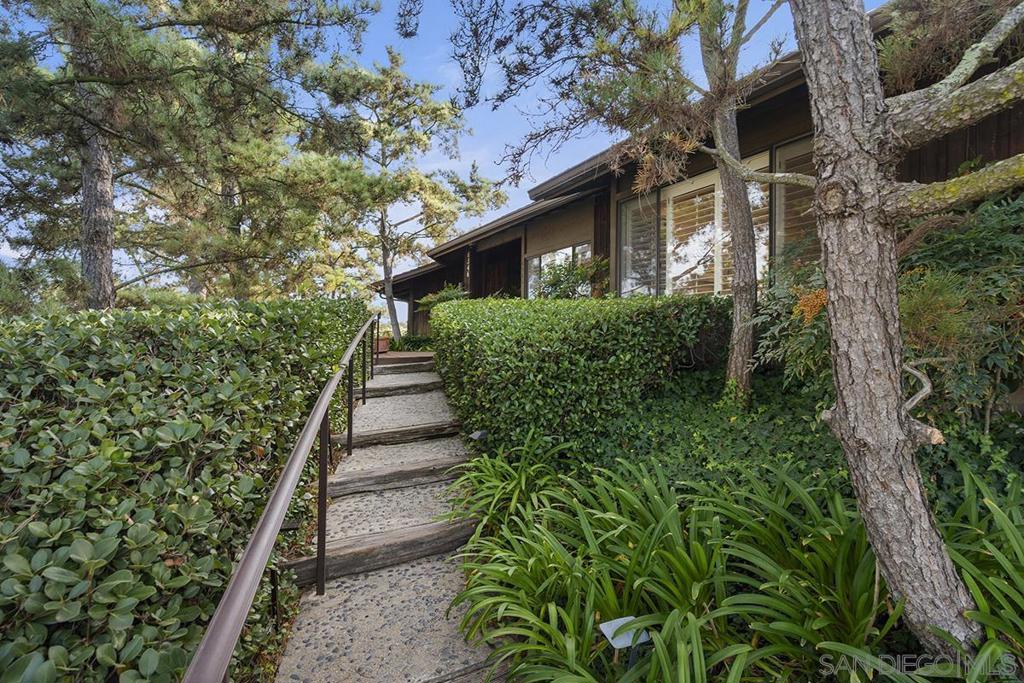 Del Cerro - Residential