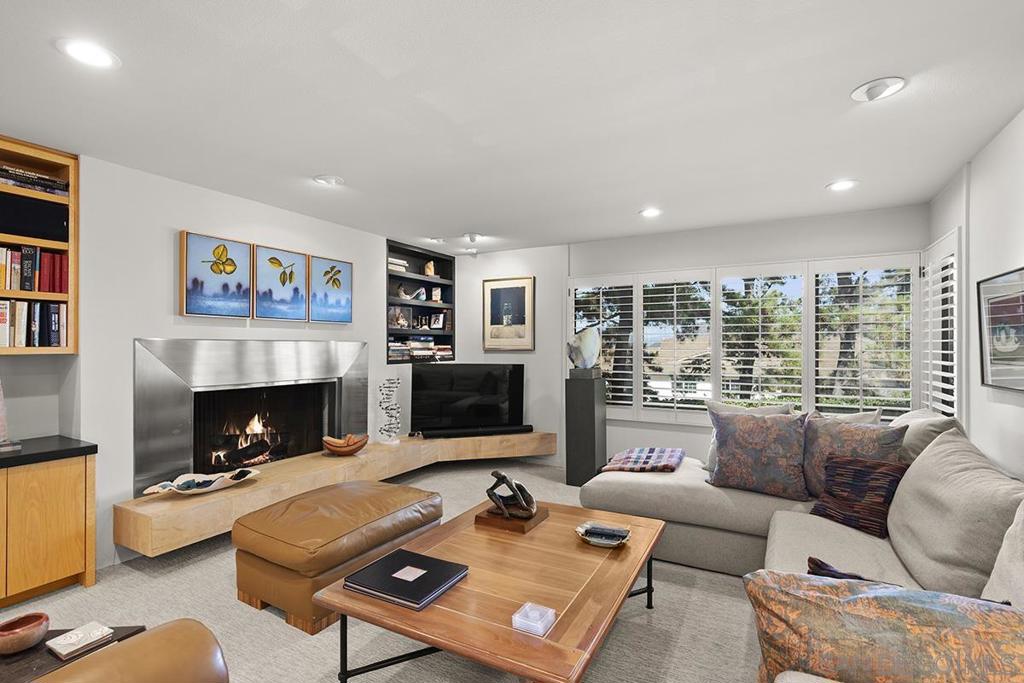 Del Cerro - Residential