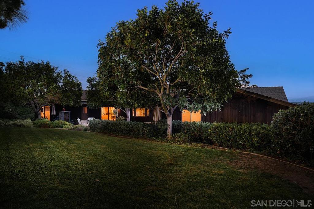 Del Cerro - Residential