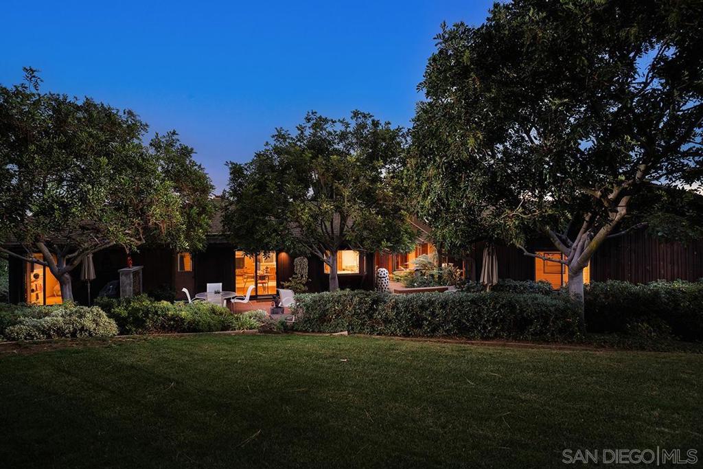 Del Cerro - Residential