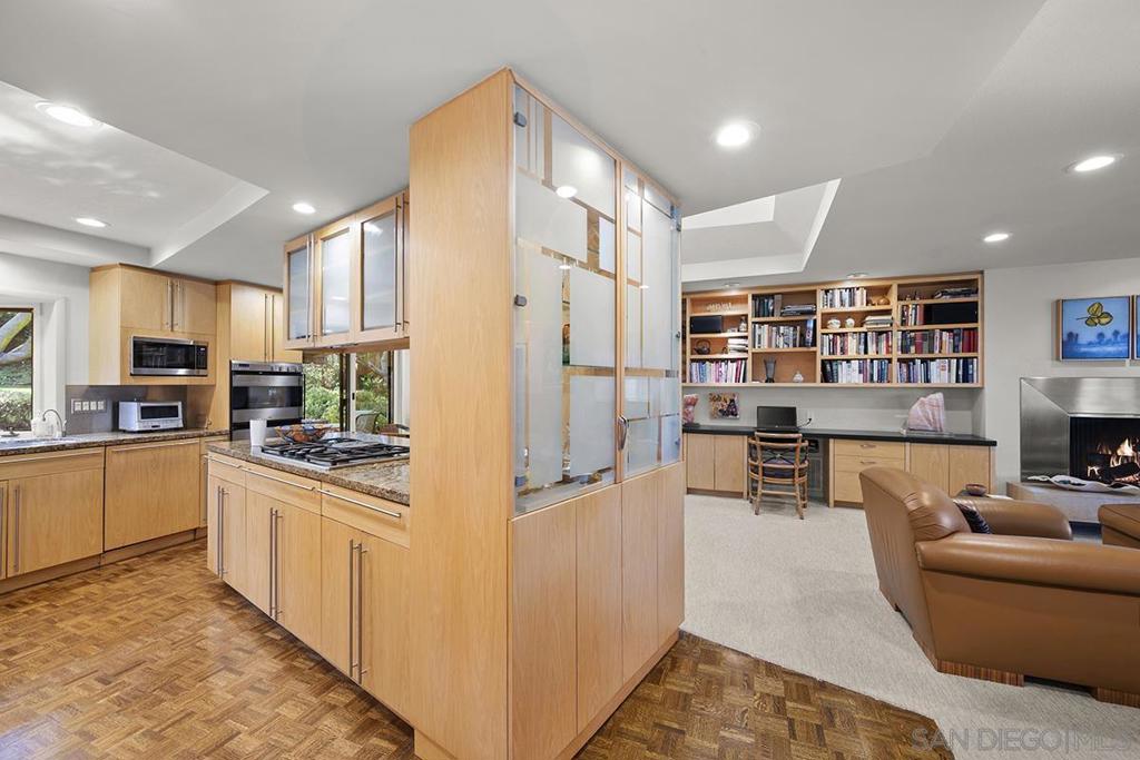 Del Cerro - Residential