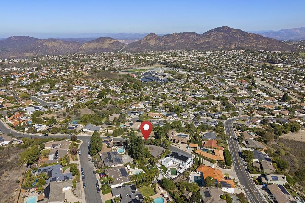 Del Cerro - Residential