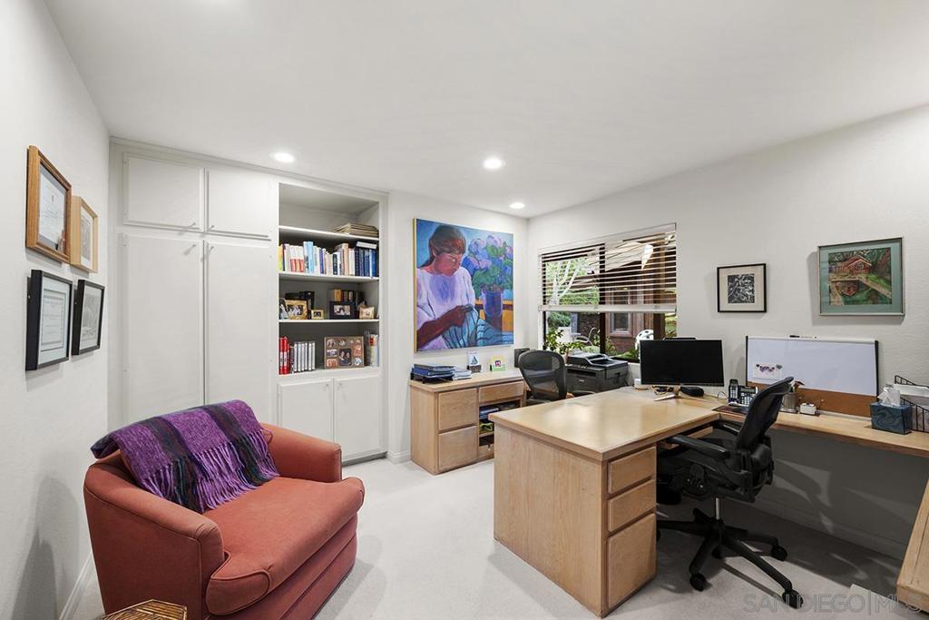 Del Cerro - Residential