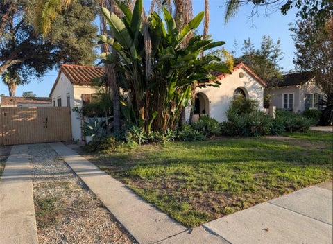 Photo of 632 Plymouth RD, San Marino, CA 91108 (MLS # AR26209694)