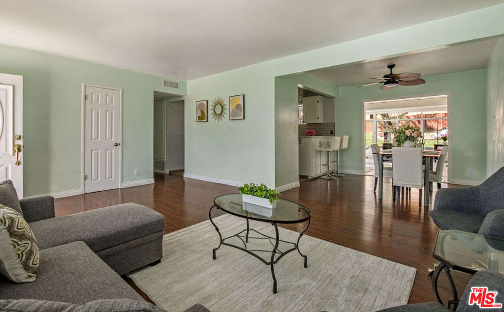 199 E Altadena Drive