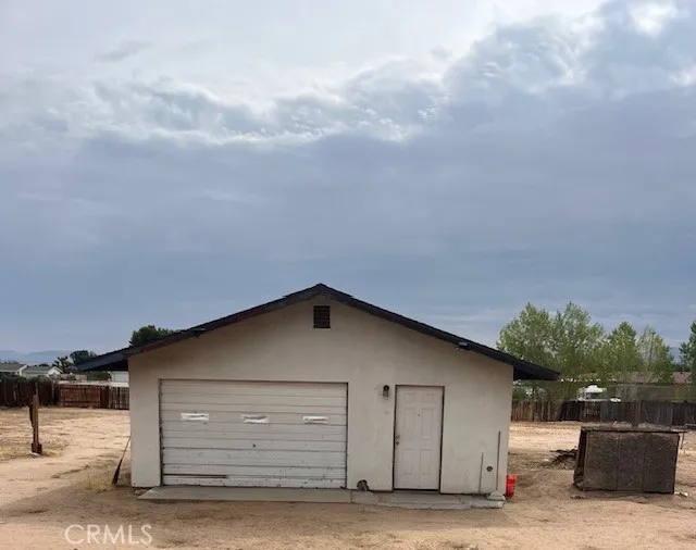 Hesperia, California 92345, United States, 2 Bedrooms Bedrooms, ,1 BathroomBathrooms,Residential,Active,203220