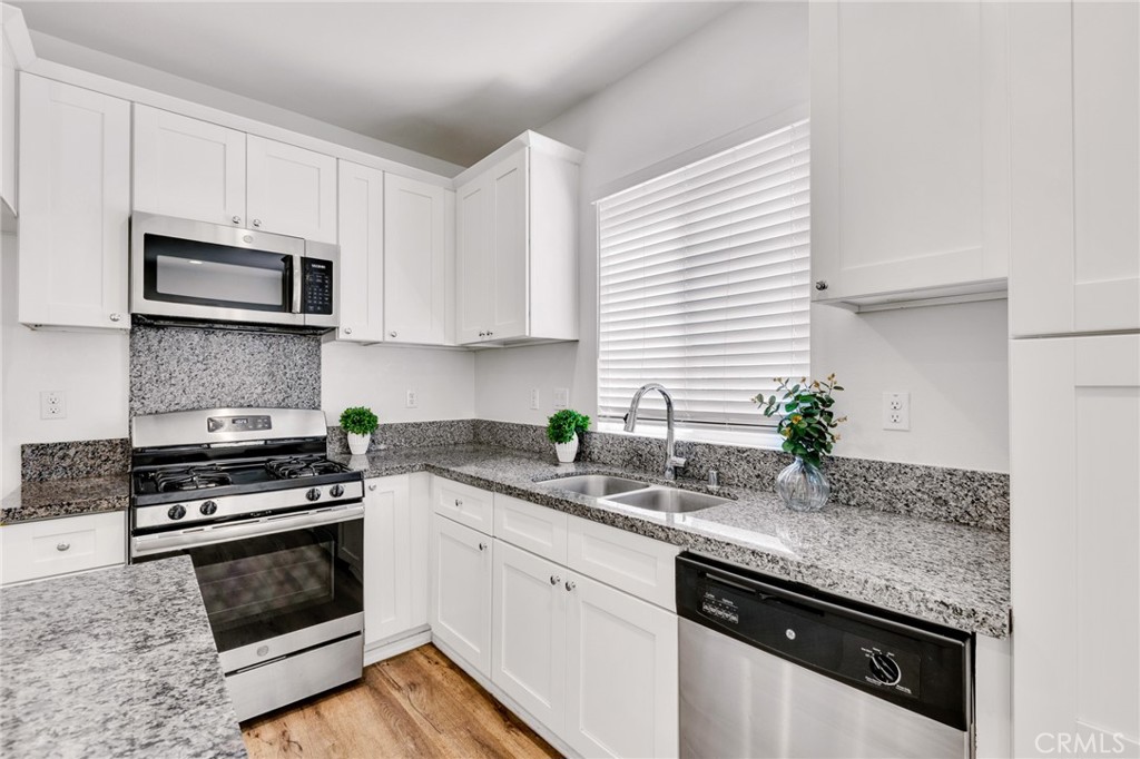 273 S Vermont Avenue