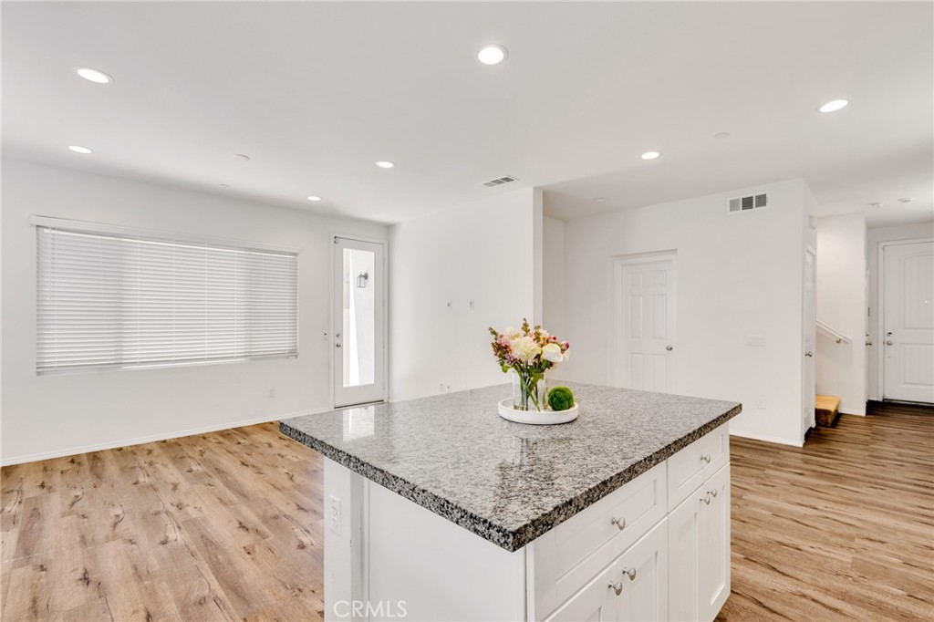 273 S Vermont Avenue