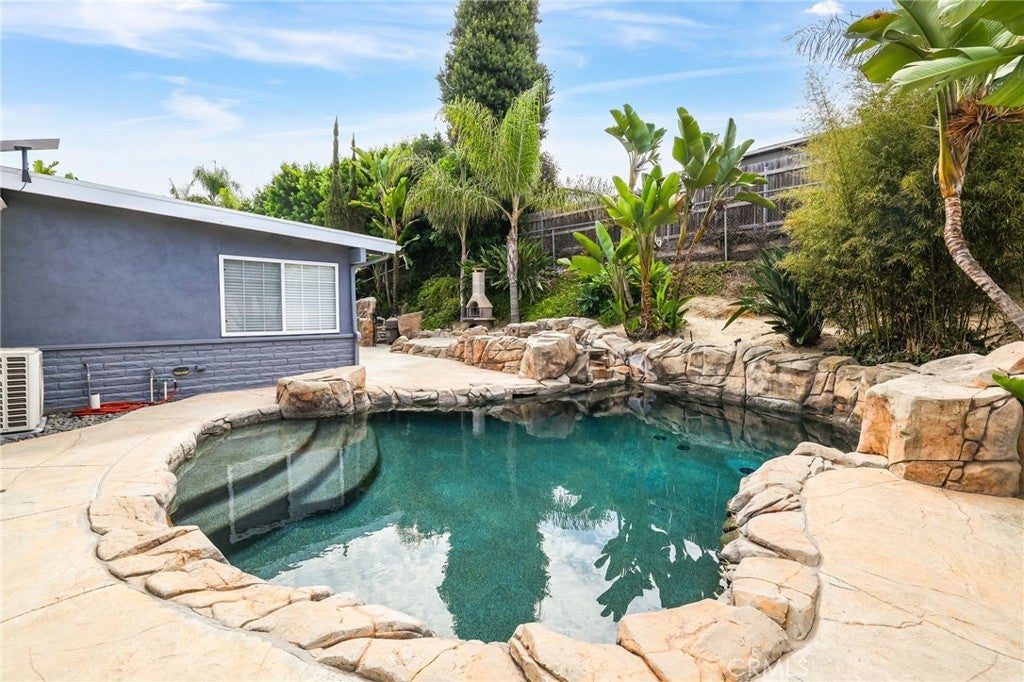 25221 Tasman Rd, Laguna Hills CA 92653 - Photo 24