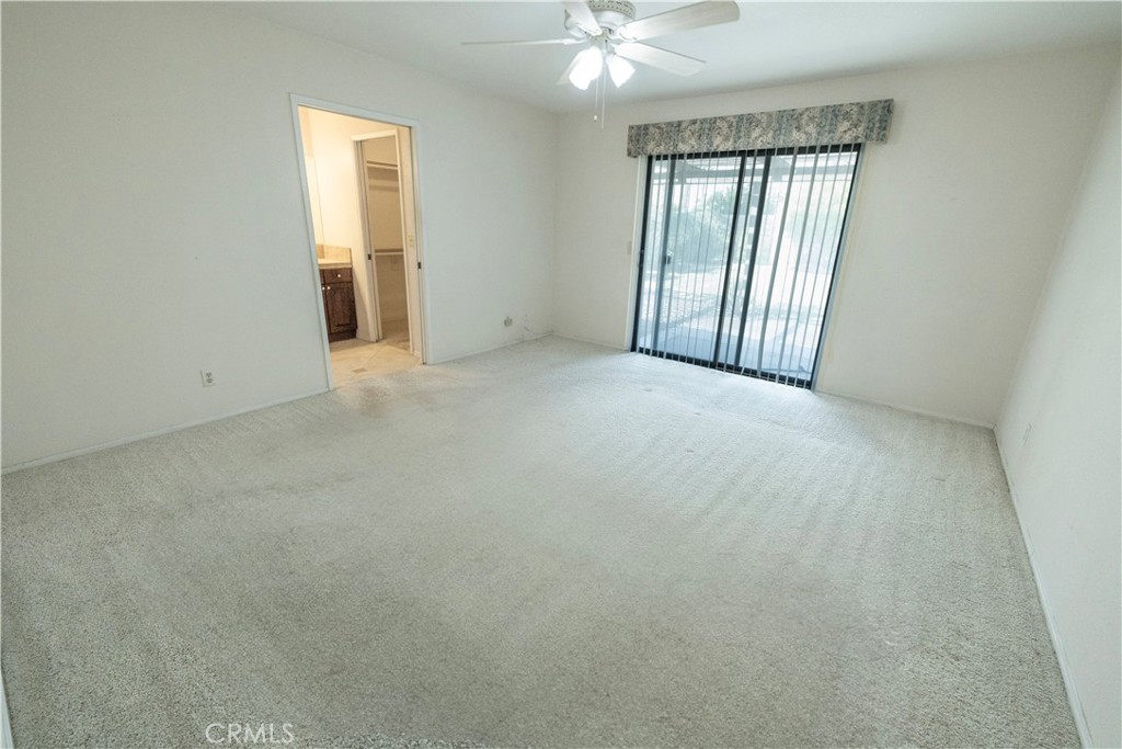 Shadow Crest (33550) - Residential