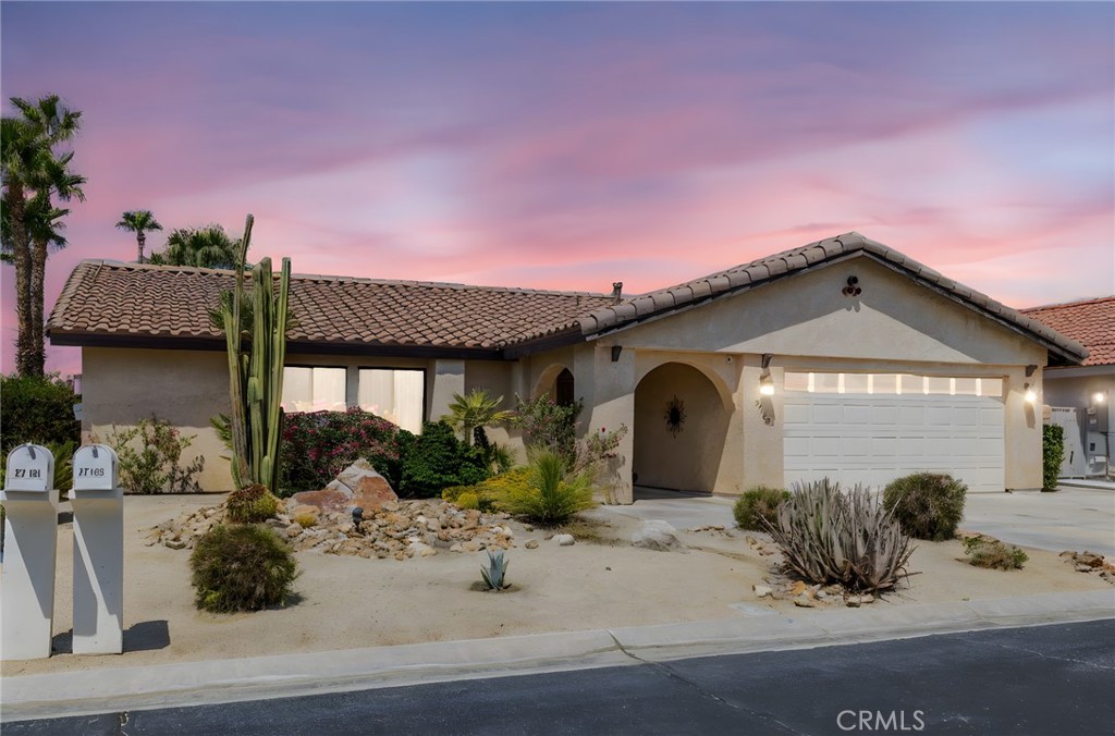 Shadow Crest (33550) - Residential