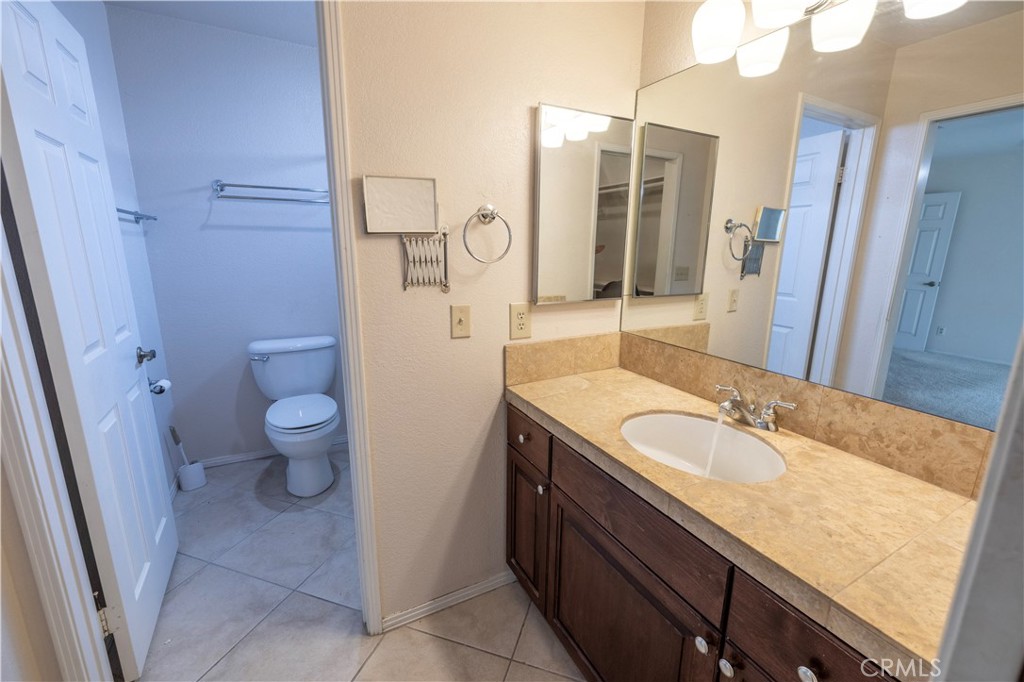 Shadow Crest (33550) - Residential