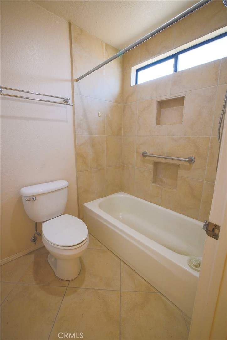 Shadow Crest (33550) - Residential