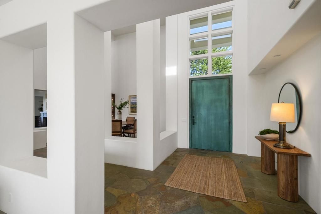 Photo of 17 Ashdown Place, Half Moon Bay, CA 94019 (MLS # ML82041595)