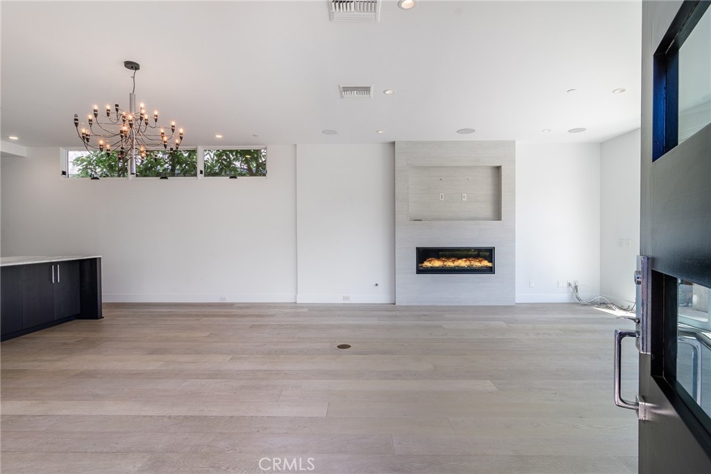 Corona del Mar North of PCH (CNHW) - Residential Lease