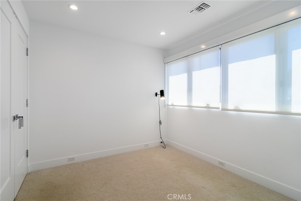 Corona del Mar North of PCH (CNHW) - Residential Lease