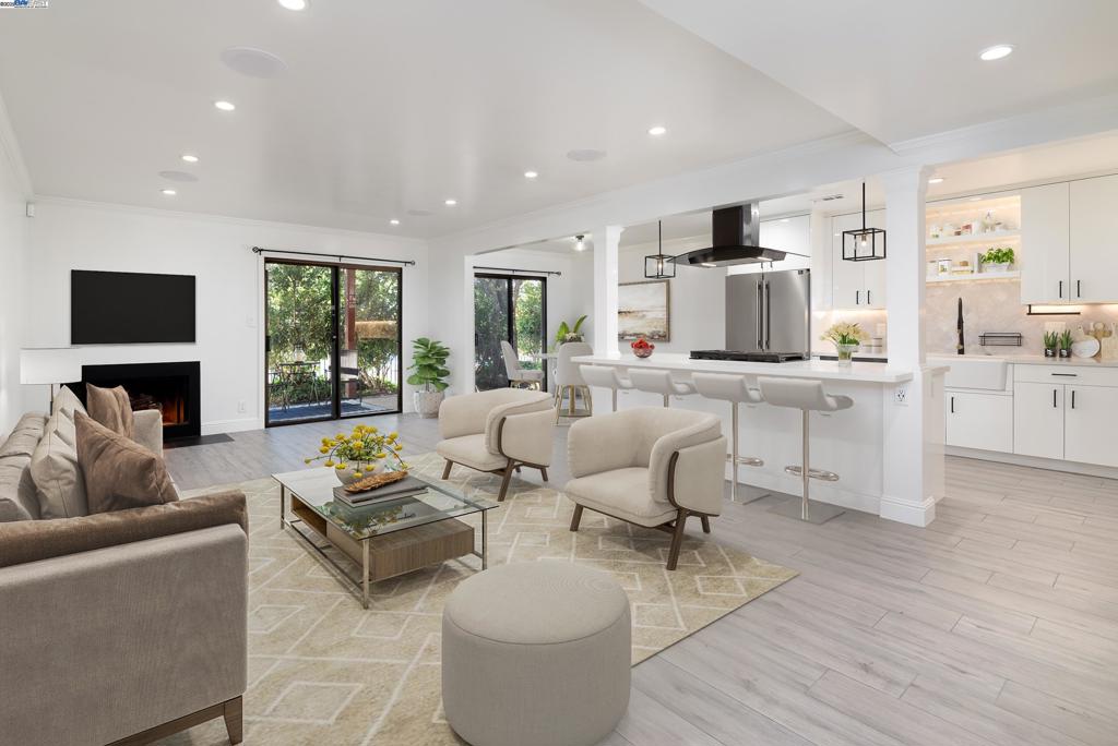 CASTRO VALLEY - Residential