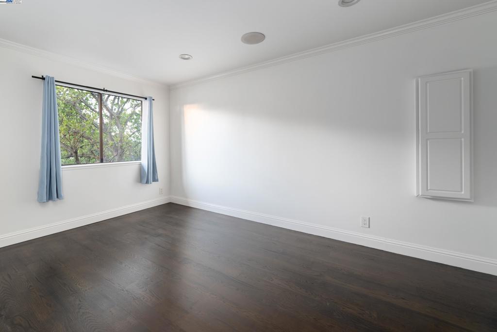 CASTRO VALLEY - Residential