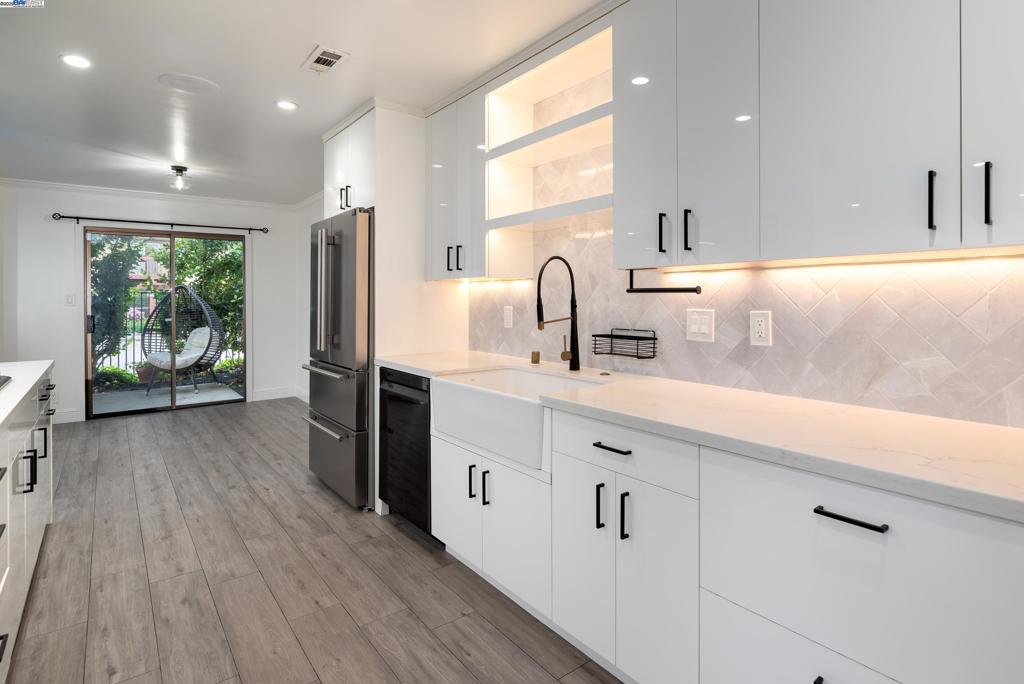 CASTRO VALLEY - Residential
