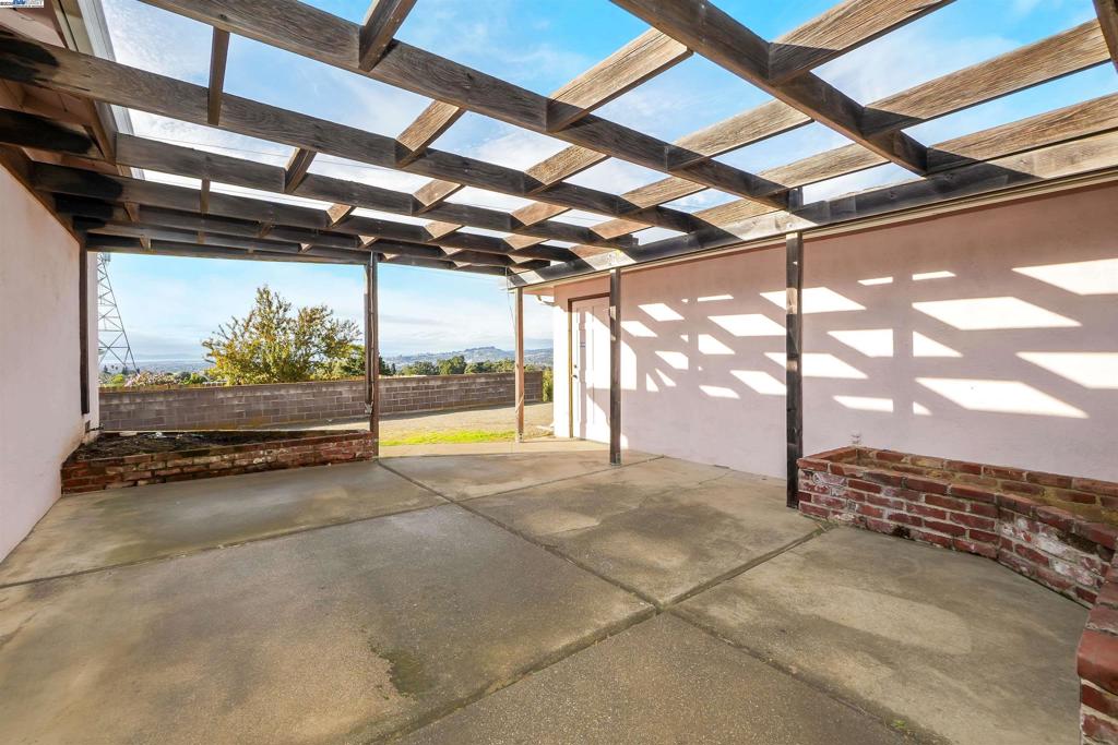 FAIRVIEW - Residential