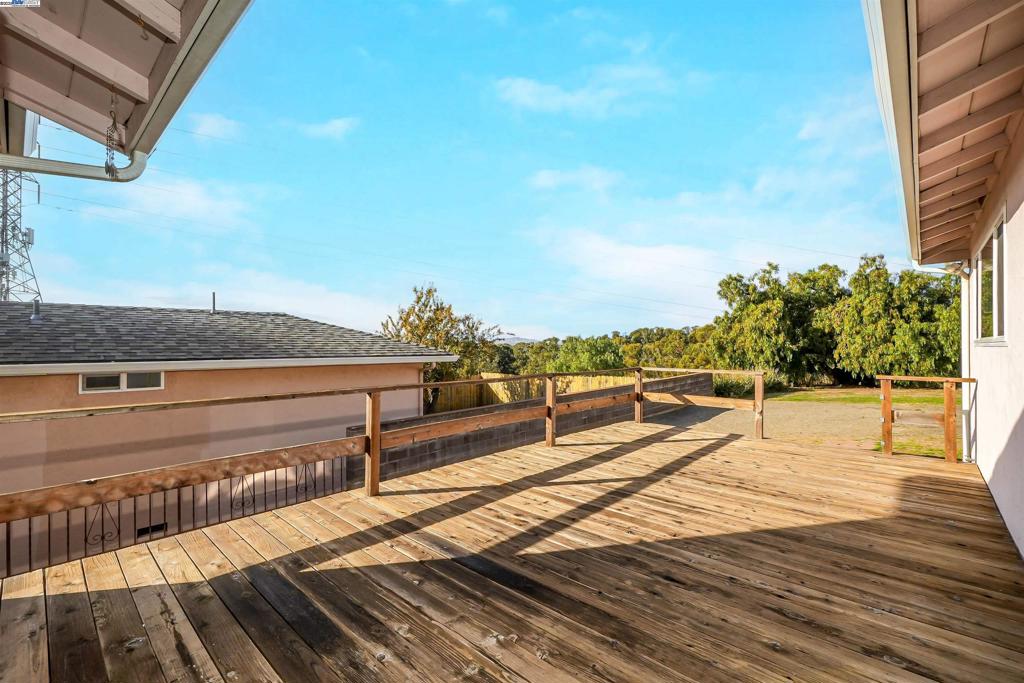 FAIRVIEW - Residential