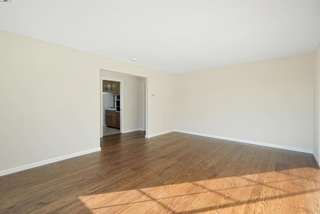 FAIRVIEW - Residential