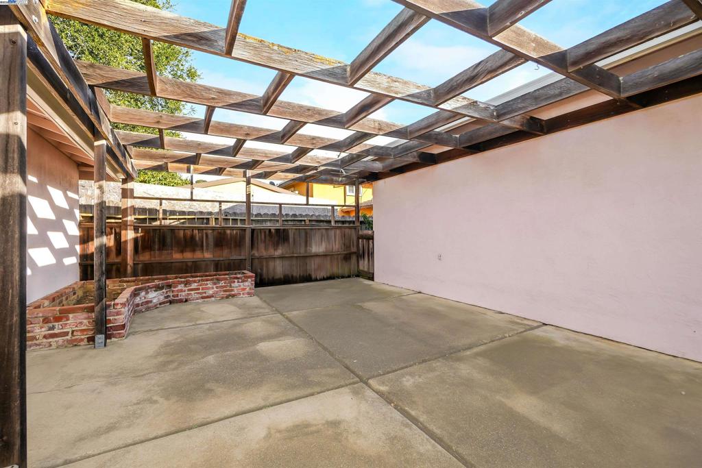 FAIRVIEW - Residential