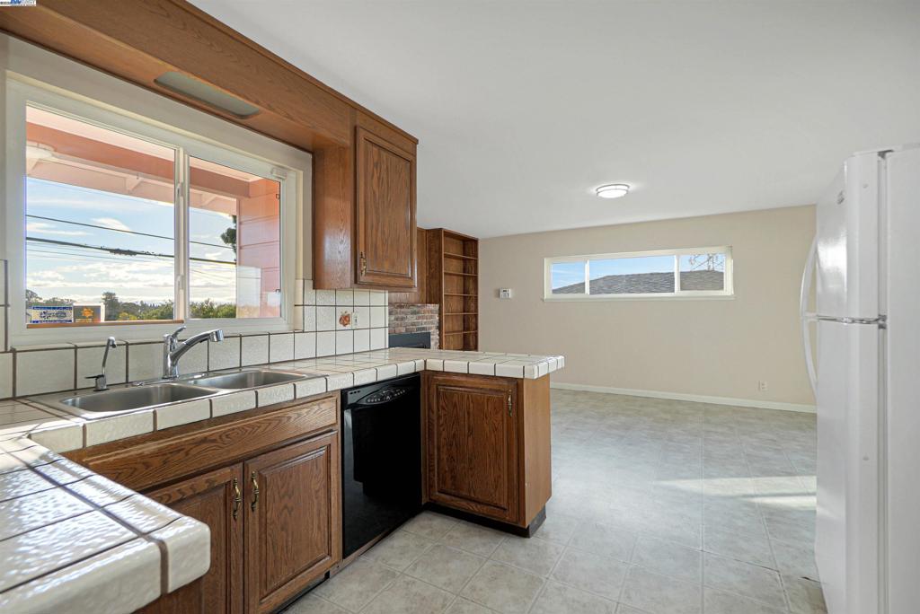 FAIRVIEW - Residential