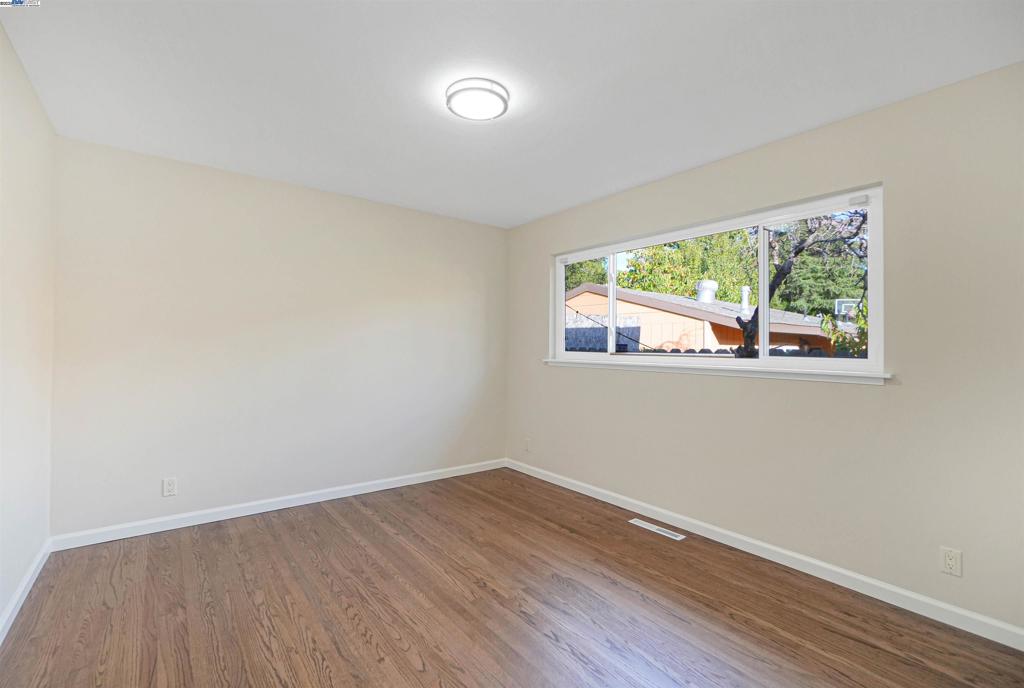 FAIRVIEW - Residential