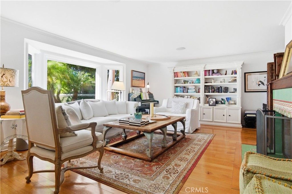 Photo of 3524 Grand View Boulevard, Los Angeles, CA 90066 (MLS # SR26004951)