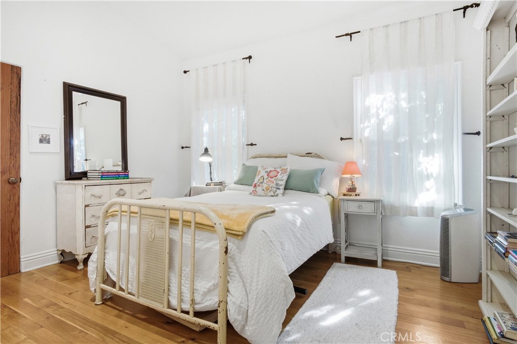 3524 Grand View Boulevard