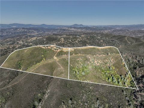 Photo of 1034 Round Ball Road, Clearlake Oaks, CA 95423 (MLS # LC25144296)