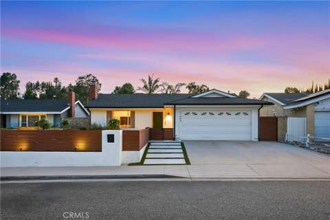 Photo of 27493 Cherry Creek Drive, Valencia, CA 91354 (MLS # SR26155635)