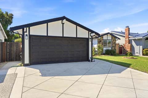 Photo of 5831 Soltero Drive, San Jose, CA 95123 (MLS # ML82058468)