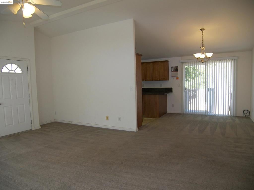 22877 E Parkwood Dr.