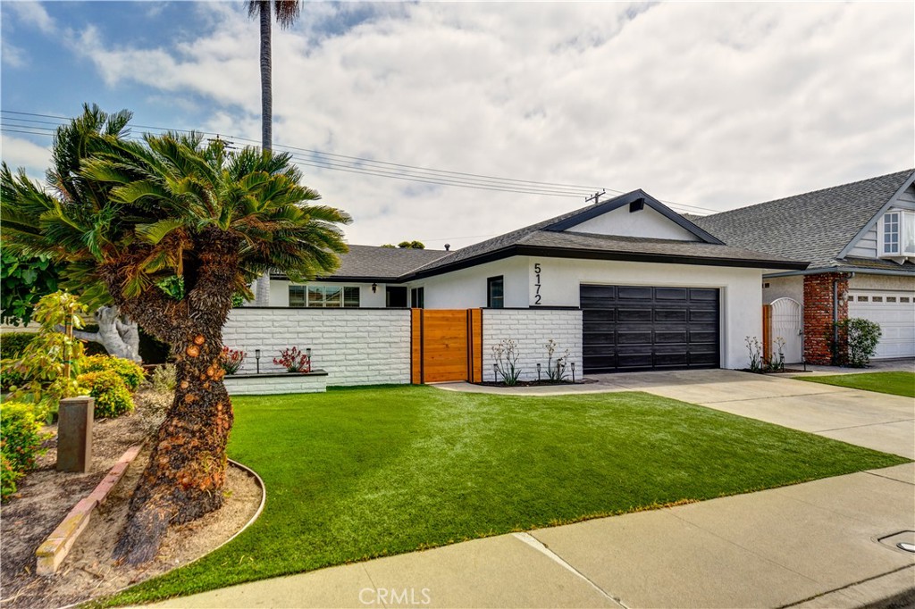 5172 Del Norte Circle